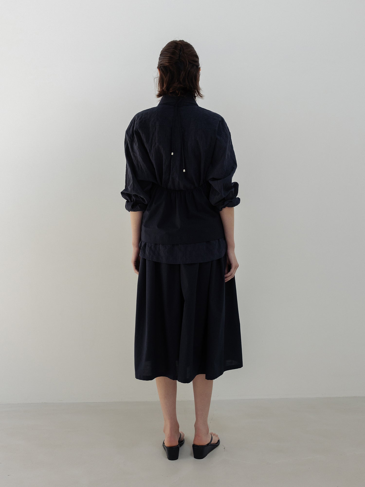 MOIA breeze halter blouse (navy)