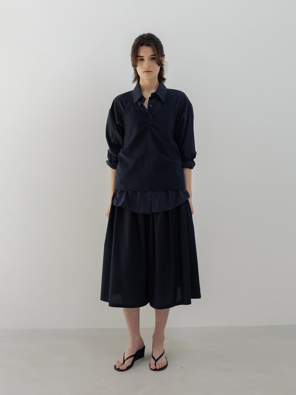 MOIA breeze halter blouse (navy)