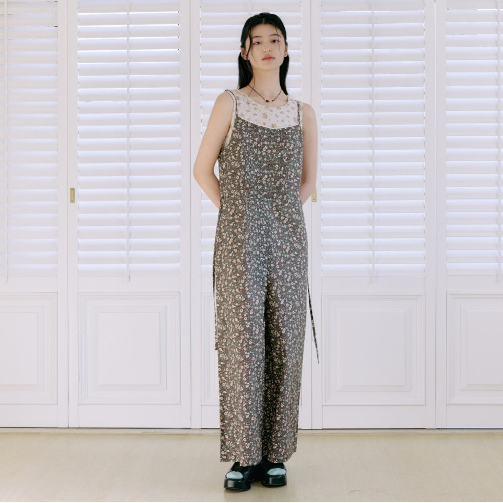 THURSDAY ISLAND THURSDAY ISLAND Lace Point All-Over Pants