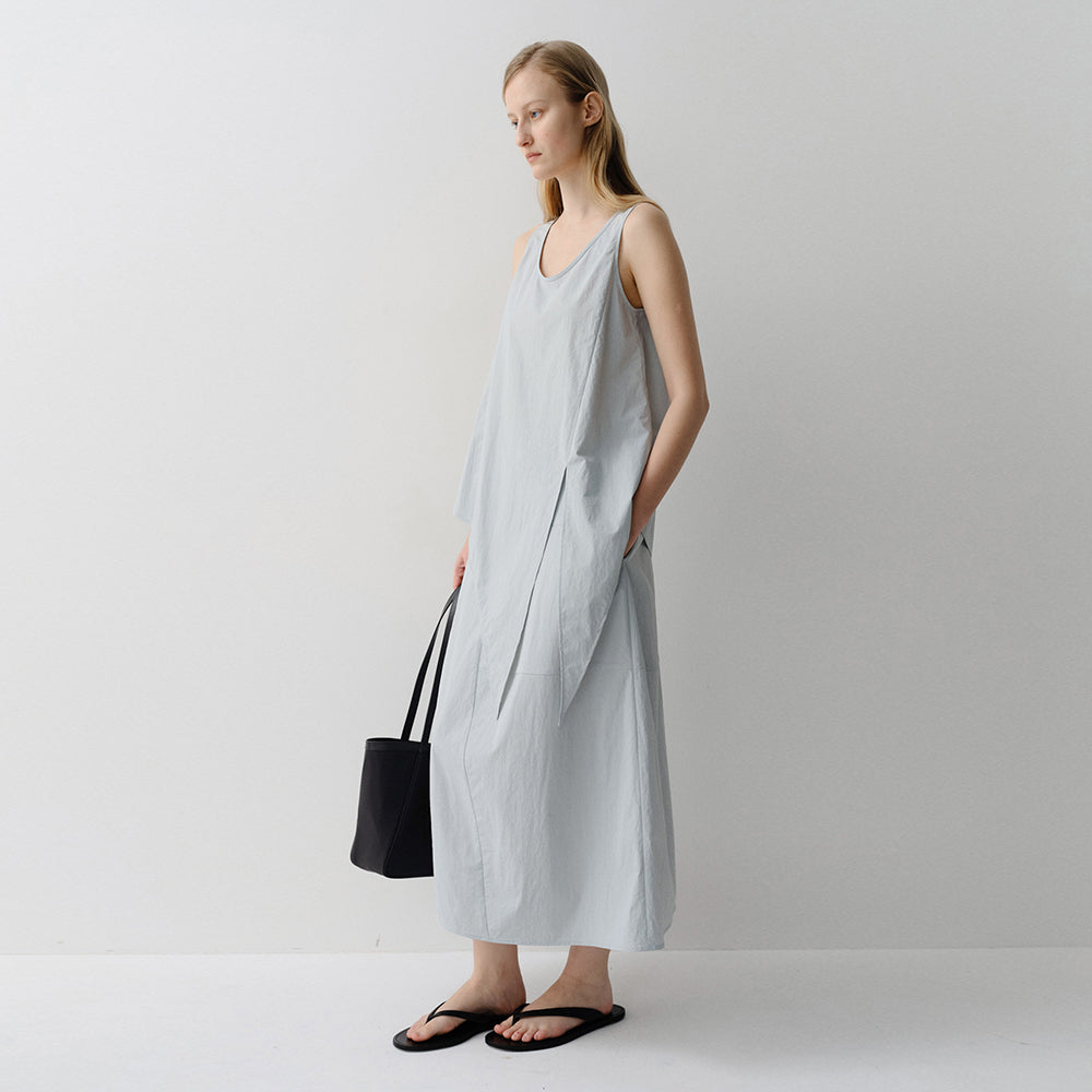 EAAH LOVEN TIE SLEEVELESS TOP (PALE BLUE)