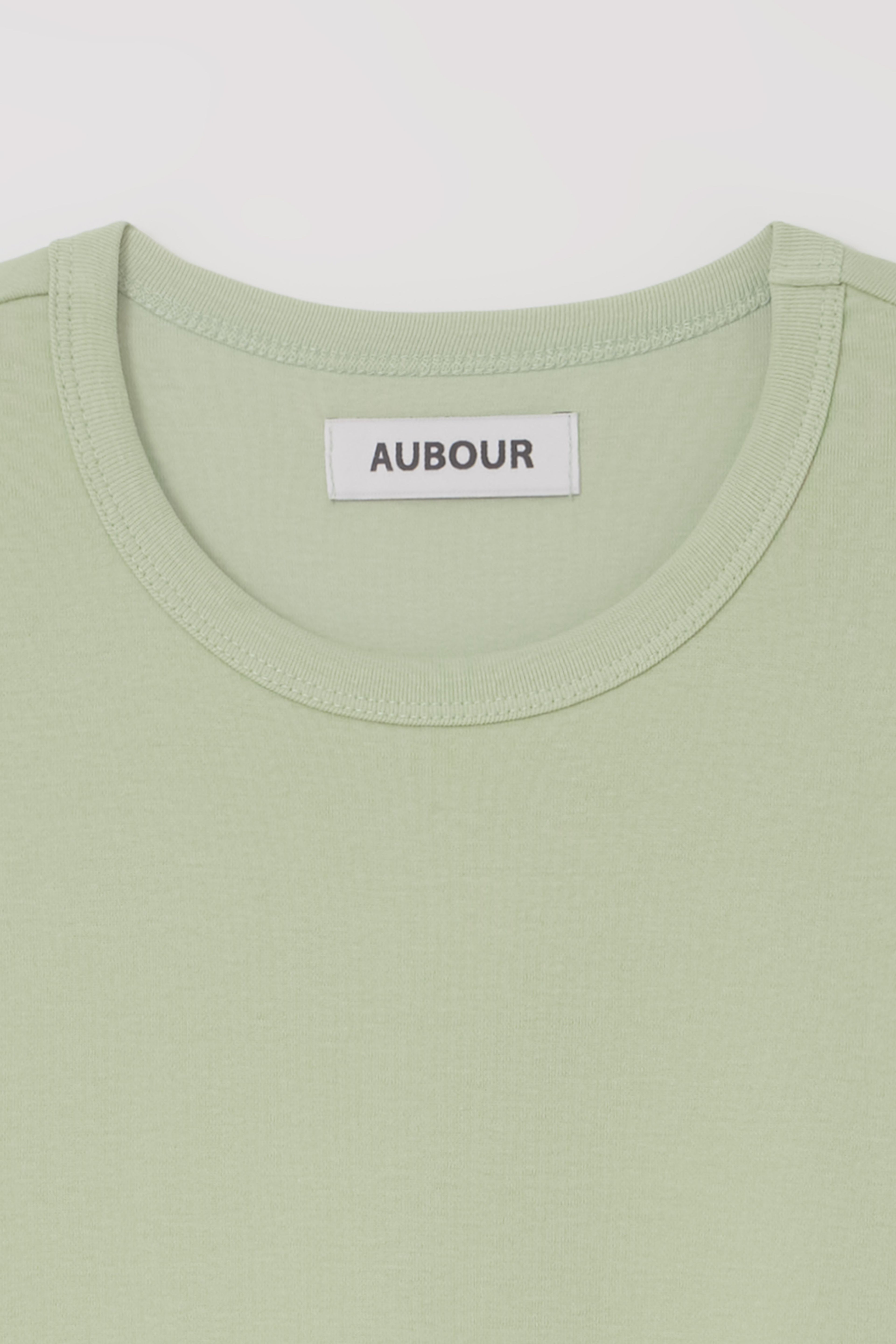 AUBOUR core t-shirt (sage green)