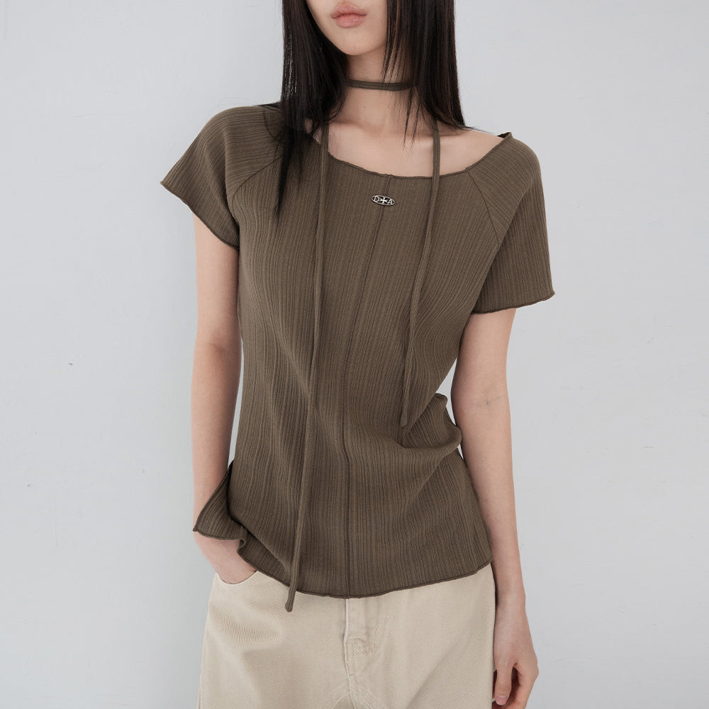 LONDONDADA Pleated Pendant Boat Neck Short Sleeve T-Shirt, BROWN