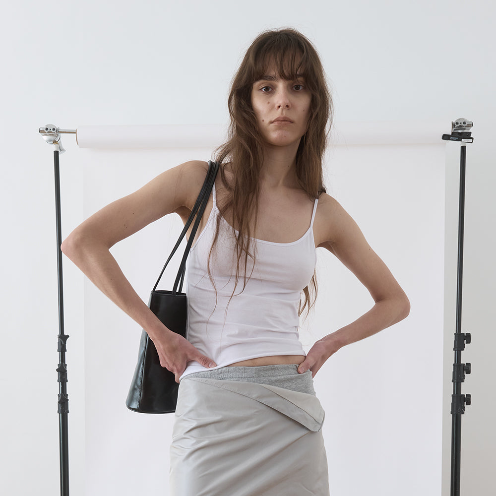 NOTHINGEVERYTHING CLASSIC SLEEVELESS TOP IN MATT WHITE