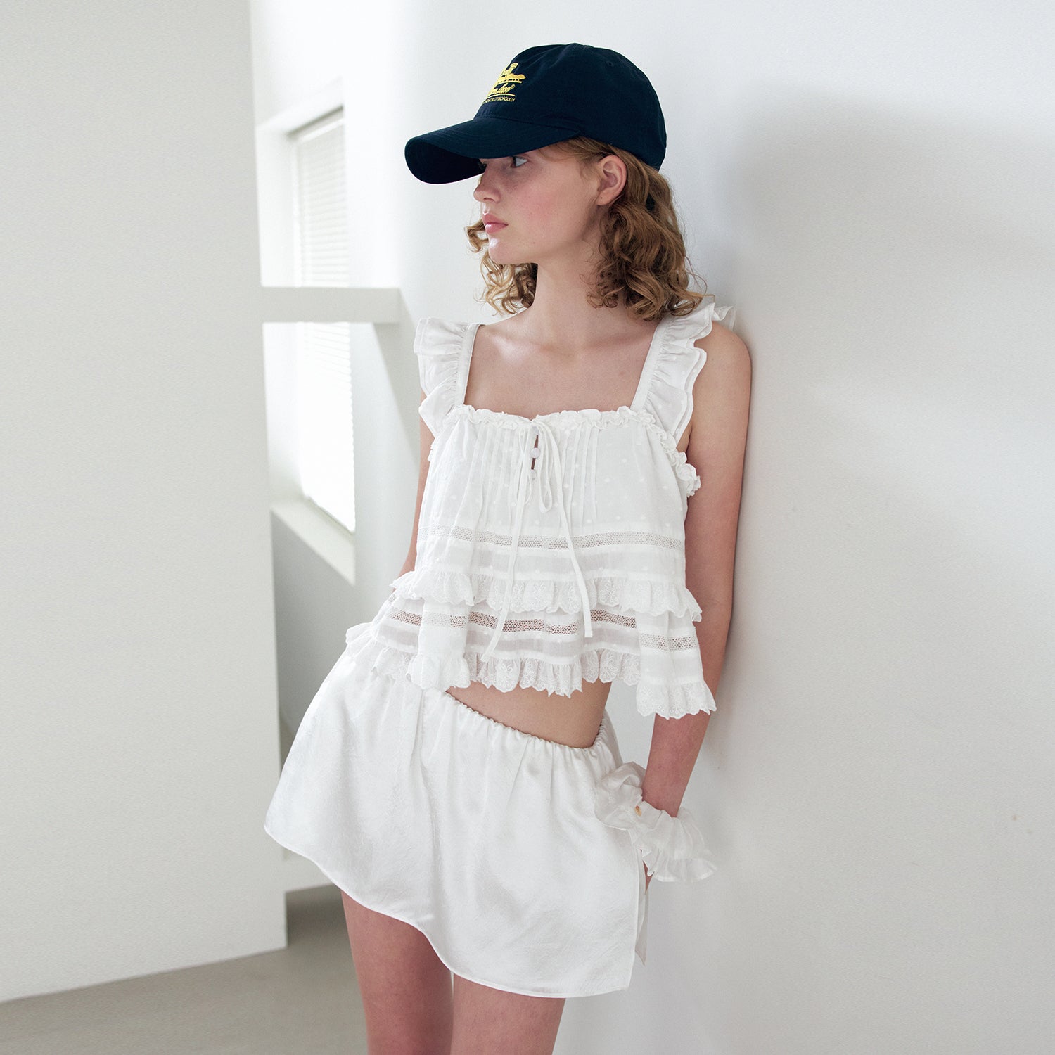 HANE Fond strap sleeveless_Pure Dot