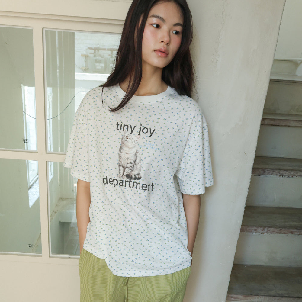 POEV Joy Cat T-Shirt - White Flower