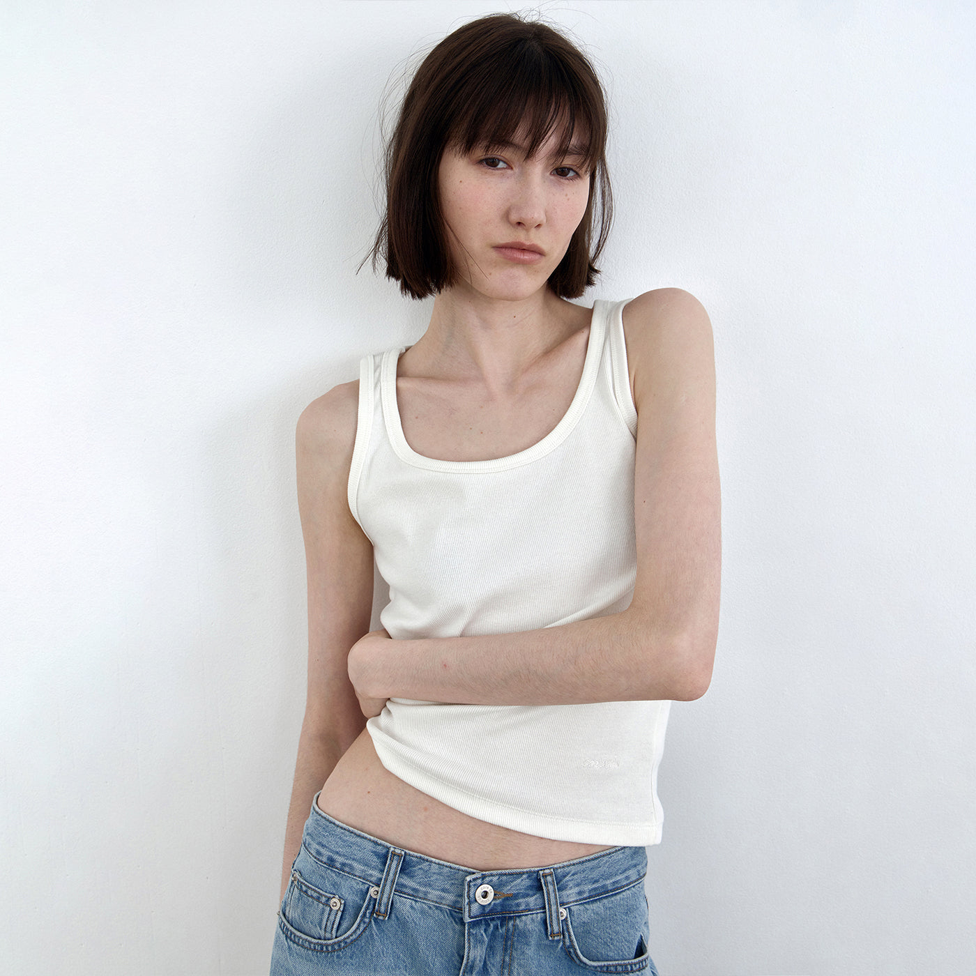 CORE DE Pigment sleeveless (ivory)
