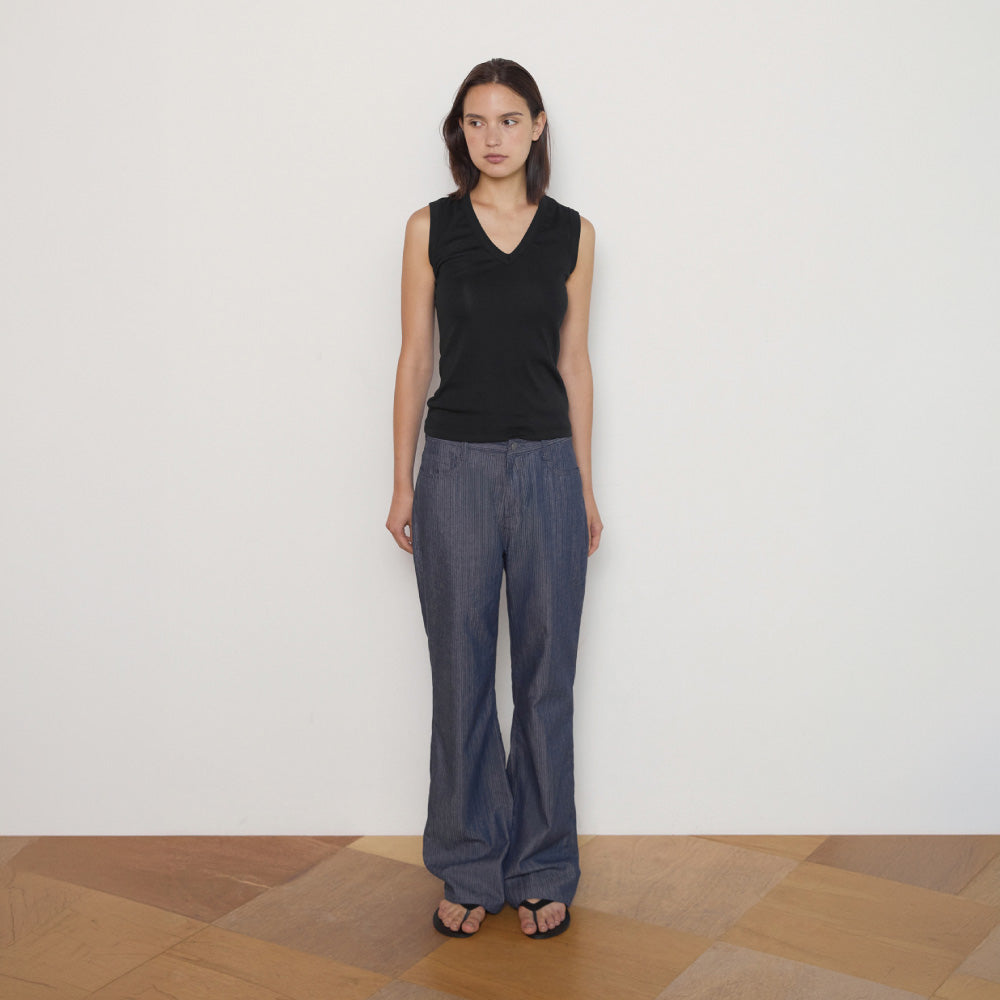 SUAMAR Wena V Neck Sleeveless (Black)