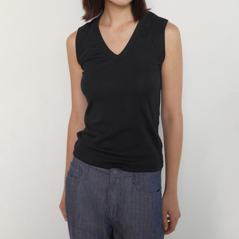 SUAMAR Wena V Neck Sleeveless (Black)