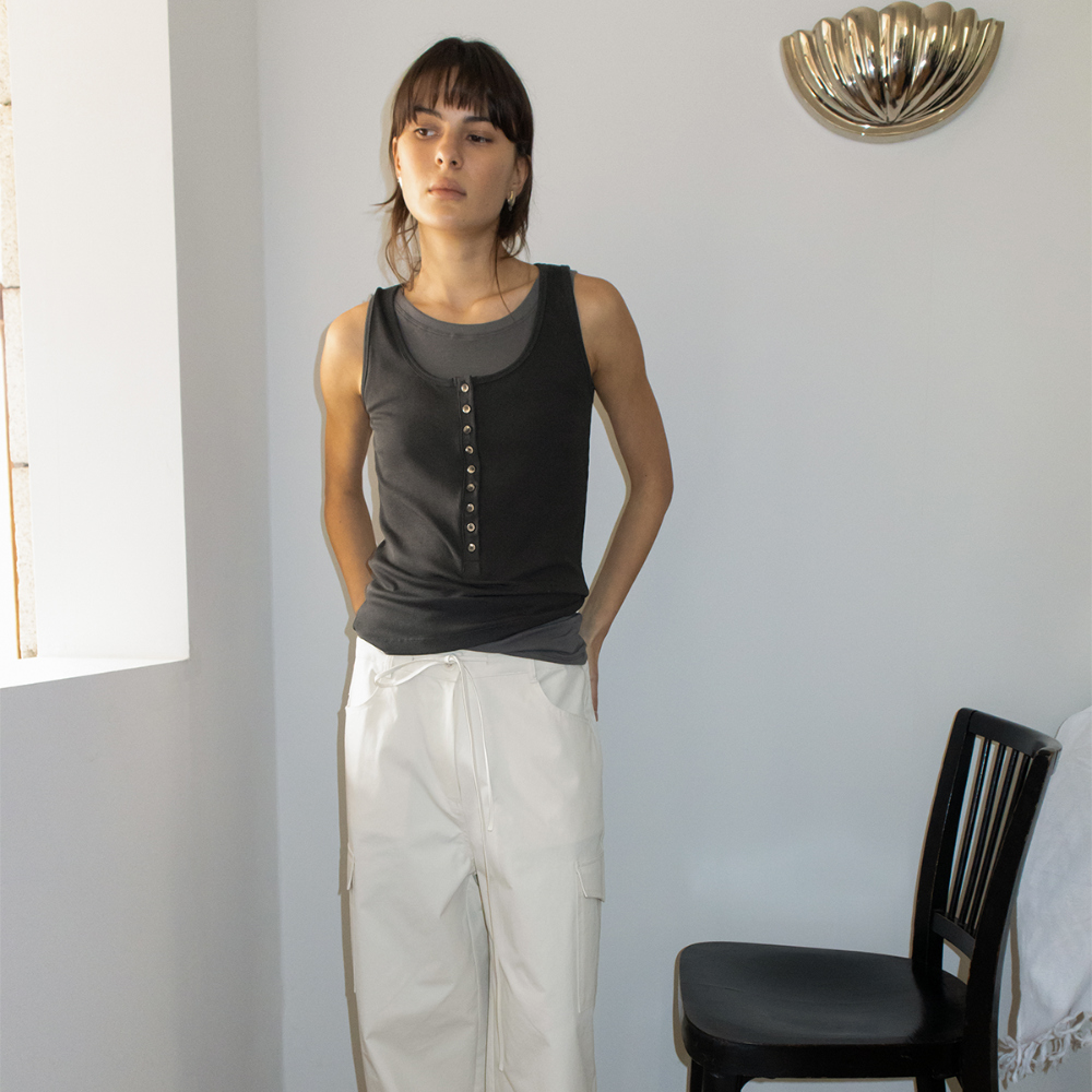 ARTTO Ribbed Henley Sleeveless Top_2 Colors