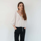 SEUREOUM [2nd]Hazel Pintuck Blouse_Ivory