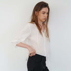 SEUREOUM [2nd]Hazel Pintuck Blouse_Ivory