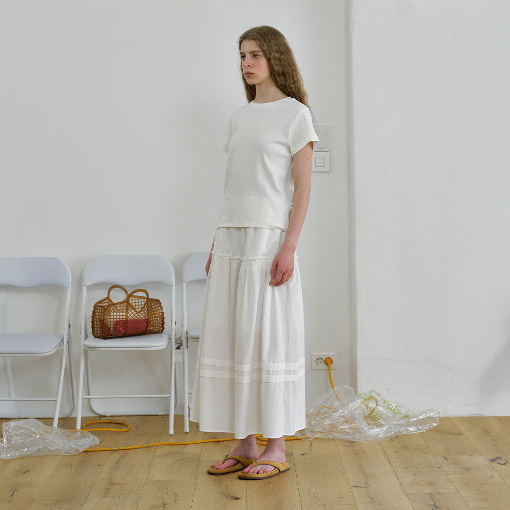 BRENDA BRENDEN SEOUL baker half tee - off white