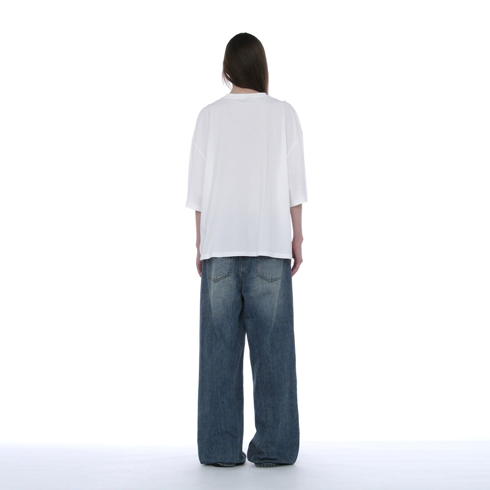 PARTIMENTO WOMEN FRILL TRIM HENLEY NECK TEE_WHITE