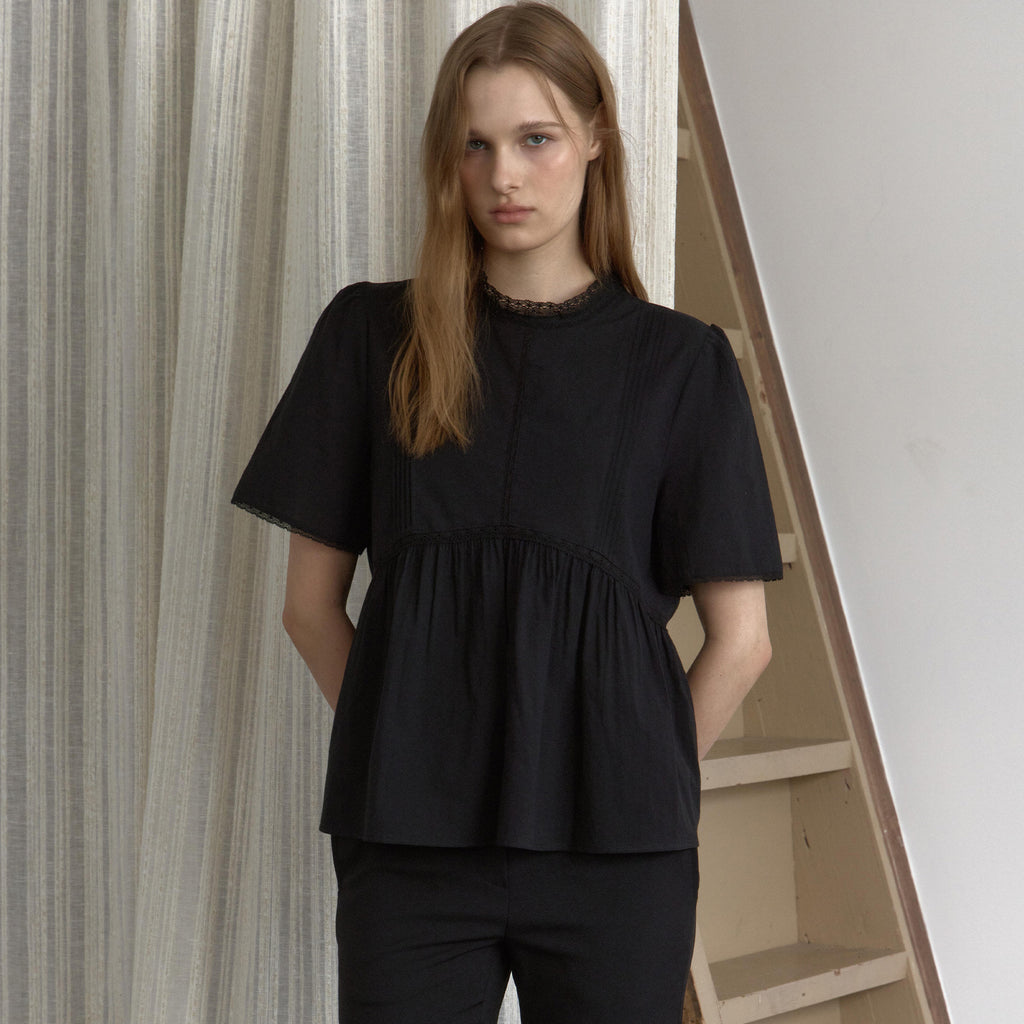 OVEOF Rael Pintuck Blouse_Black