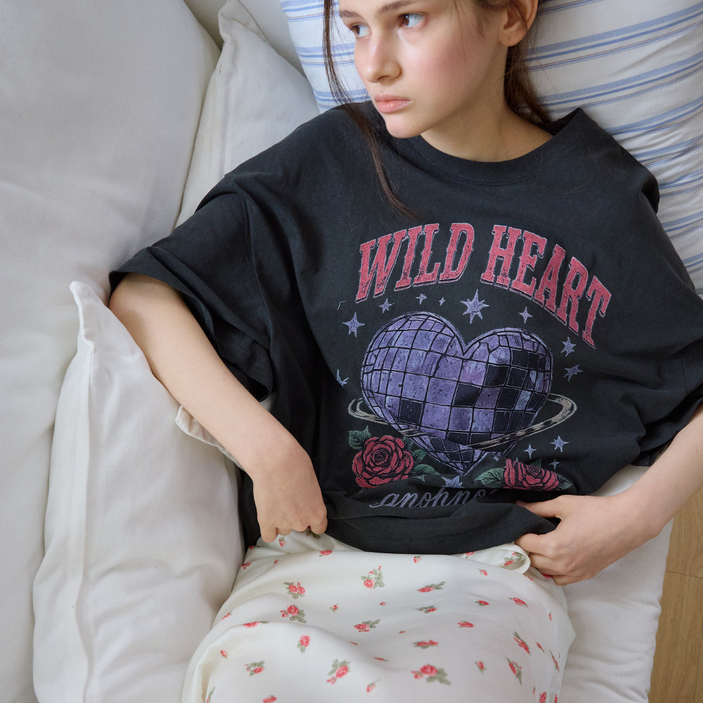 GNOHNOEY [4th] [Hanbit pick] Wild Heart Pigment Printing Tee (Charcoal)