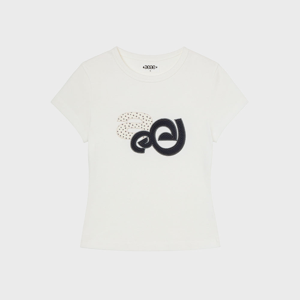 aeae APPLIQUE FLOWER LOGO TEE [WHITE]