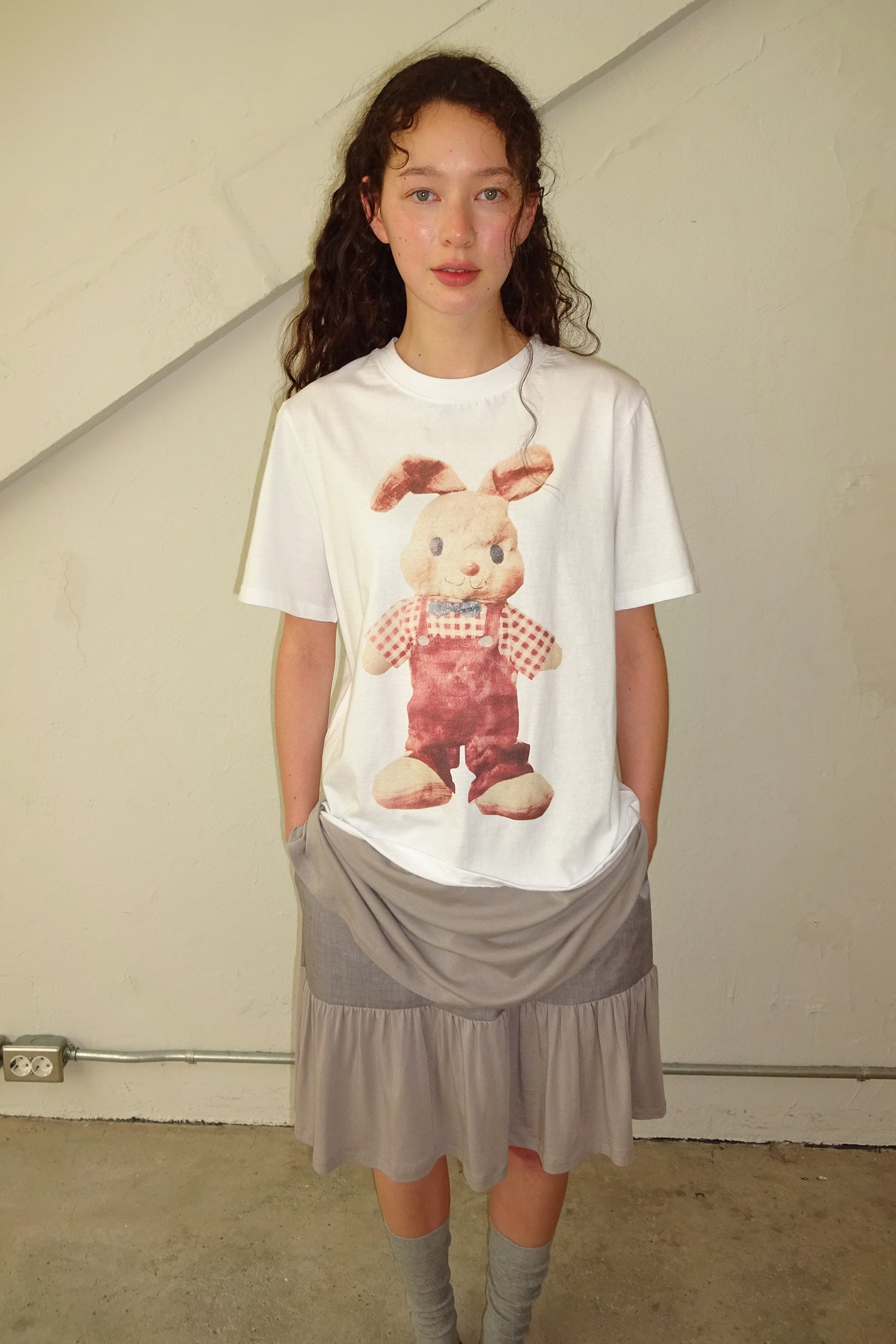 pesto [2nd reorder] RABBIT T-SHIRT WHITE