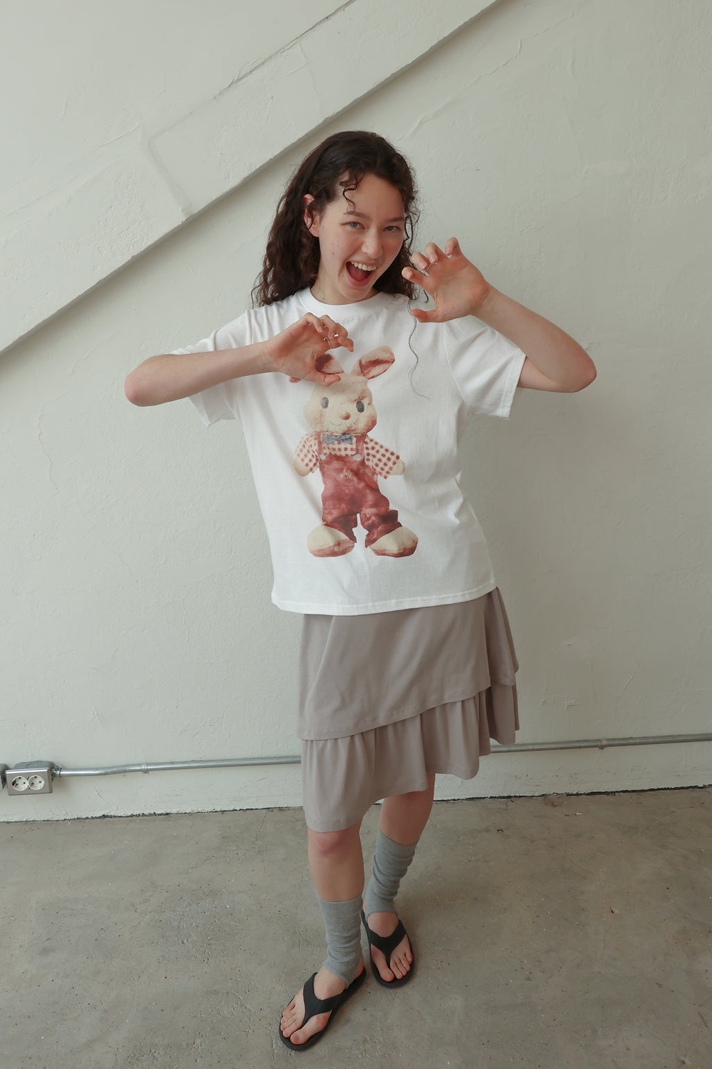 pesto [2nd reorder] RABBIT T-SHIRT WHITE