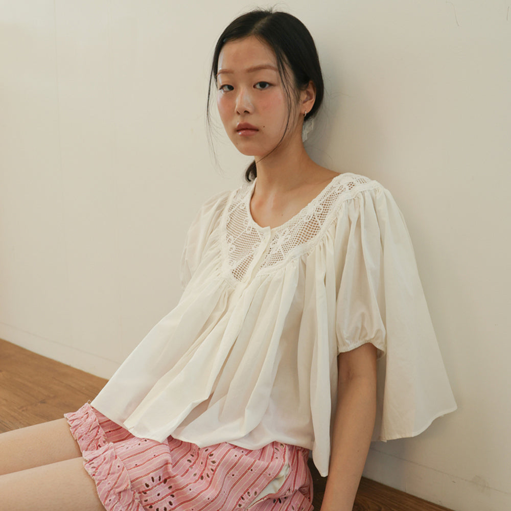 SORDI Two-Way Lace Blouse_white