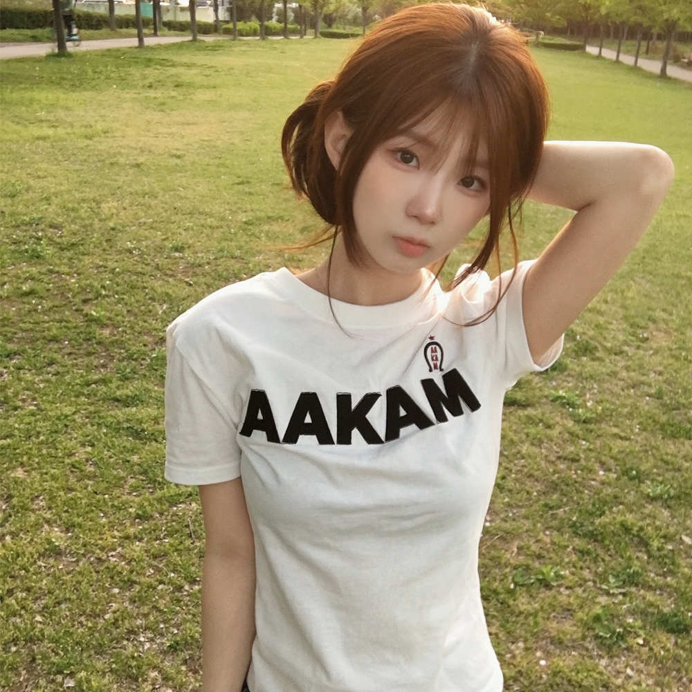 AAKAM AKM Horse Half Top (White)