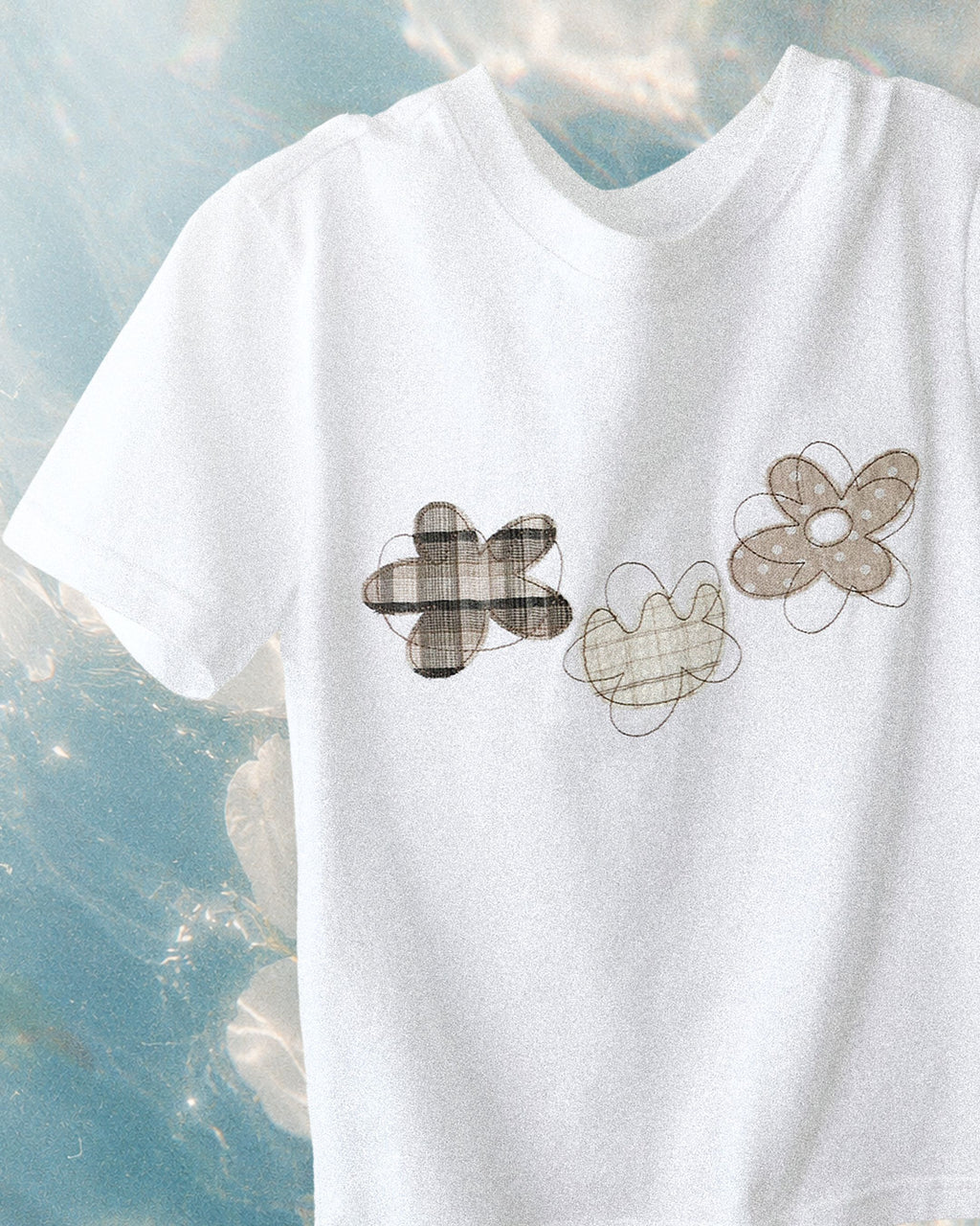 SAFARISPOT [Safarispot X Buoy] Flower Patch T-Shirt (White)