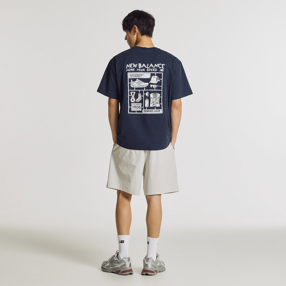 NEW BALANCE NBNEG35613 / UNI FROZEN pictogram short sleeve t-shirt (NAVY)