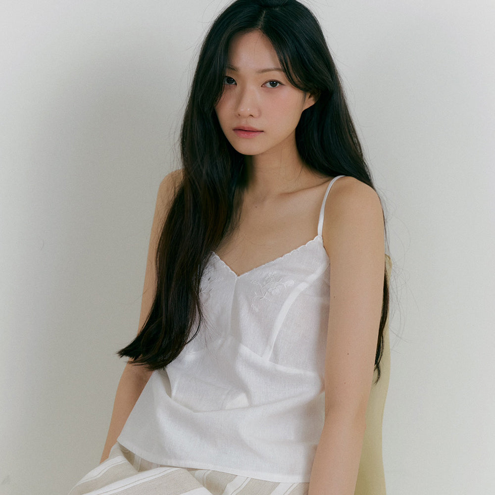 SLIE Bloom Embroidery Blouse_white