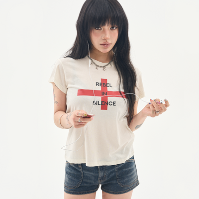 [PEALP X YEEUL] REBEL IN SILENCE T-SHIRT(IVORY)