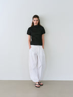 AUBOUR pleats seam half blouse (black)