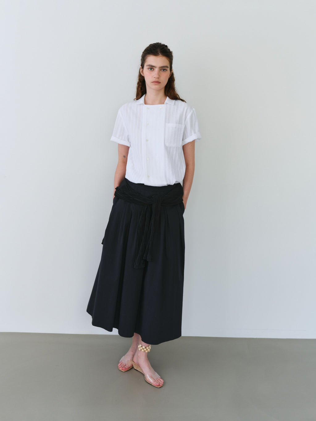 AUBOUR overlap half shirt (white stripe)