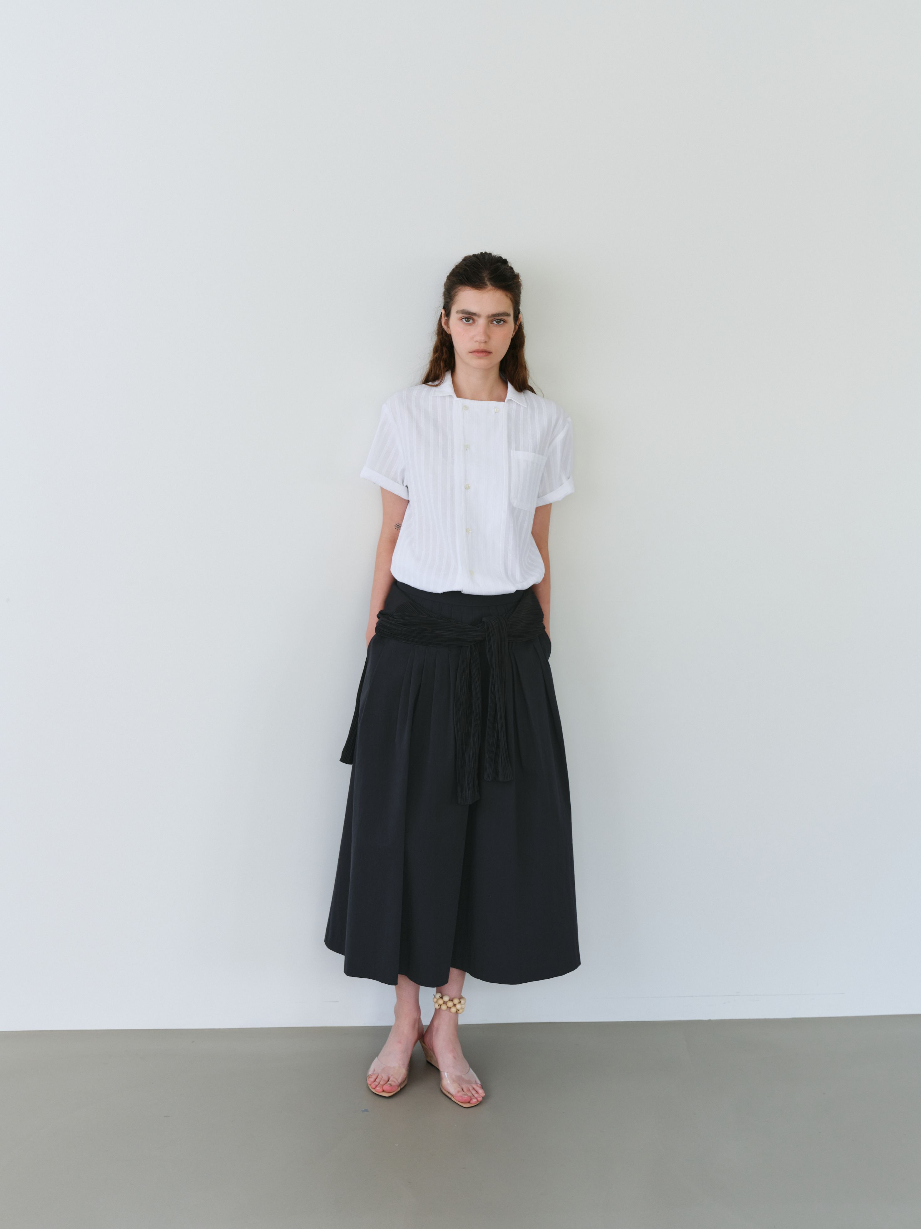 AUBOUR overlap half shirt (white stripe)