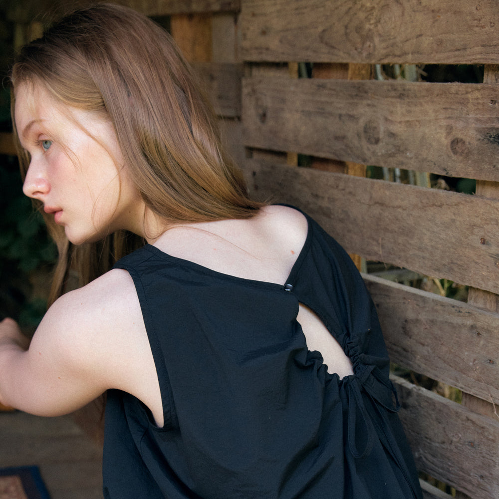 YUPPE Sleeveless ribbon shirt_black