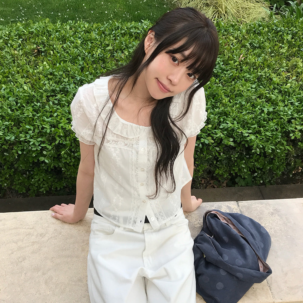 LETTER FROM MOON Belle lace ruffle blouse (white)