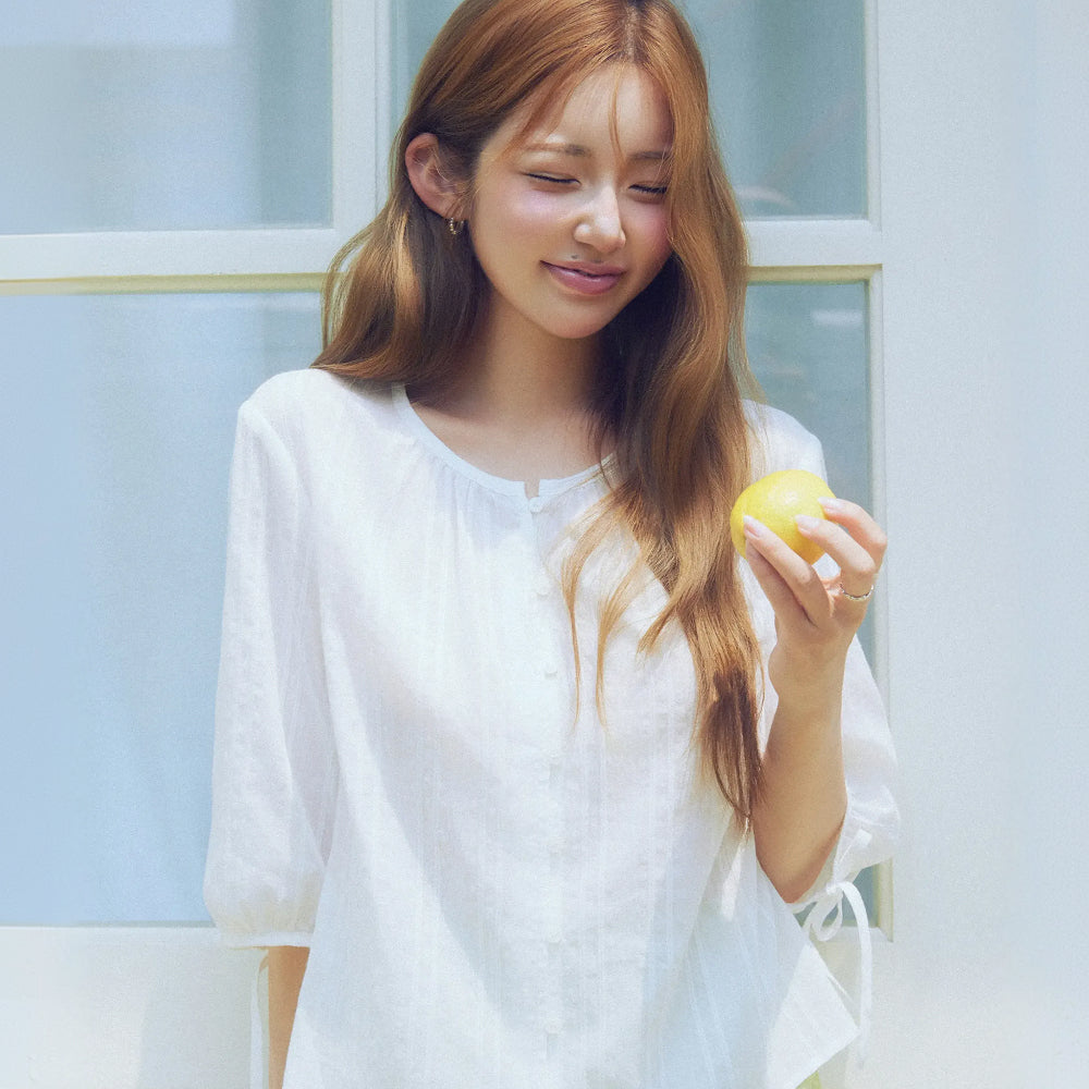 ROEM Three-quarter sleeve crop blouse (White) RMBLG37RT2