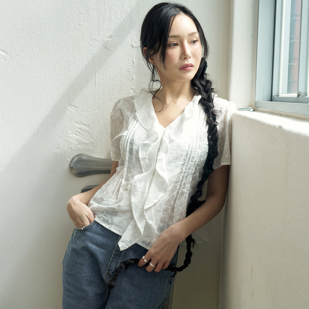 MORVE13 Ette ruffle blouse