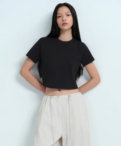 MUSINSA STANDARD WOMAN Crew Neck Crop T-Shirt (Black)