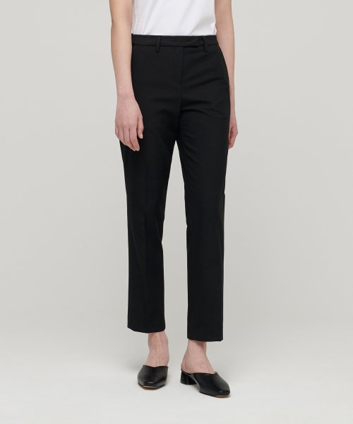 MUSINSA STANDARD WOMAN MUSINSA STANDARD WOMAN Women's Slim Straight Slacks [Black]