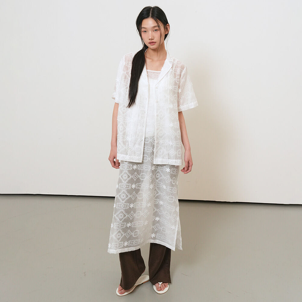 GENERAL IDEA WOMAN Embroidered Lace Half Shirt [WHITE] / GF2LSH525