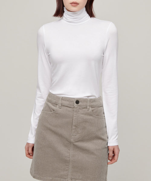 MUSINSA STANDARD WOMAN MUSINSA STANDARD WOMAN T-Shirt Slim Turtleneck [White]