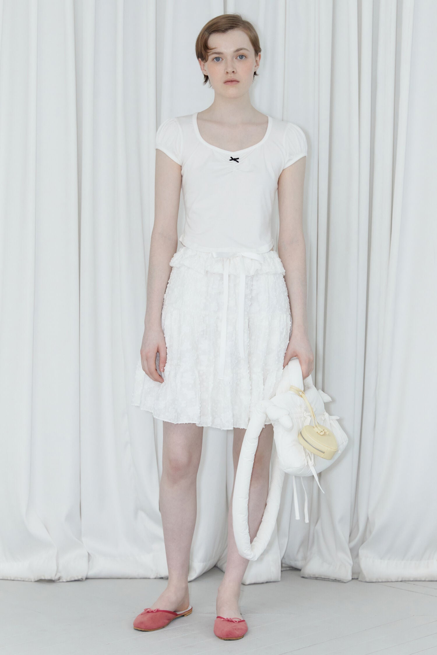 SINOON Round Shirring T-Shirt (White)