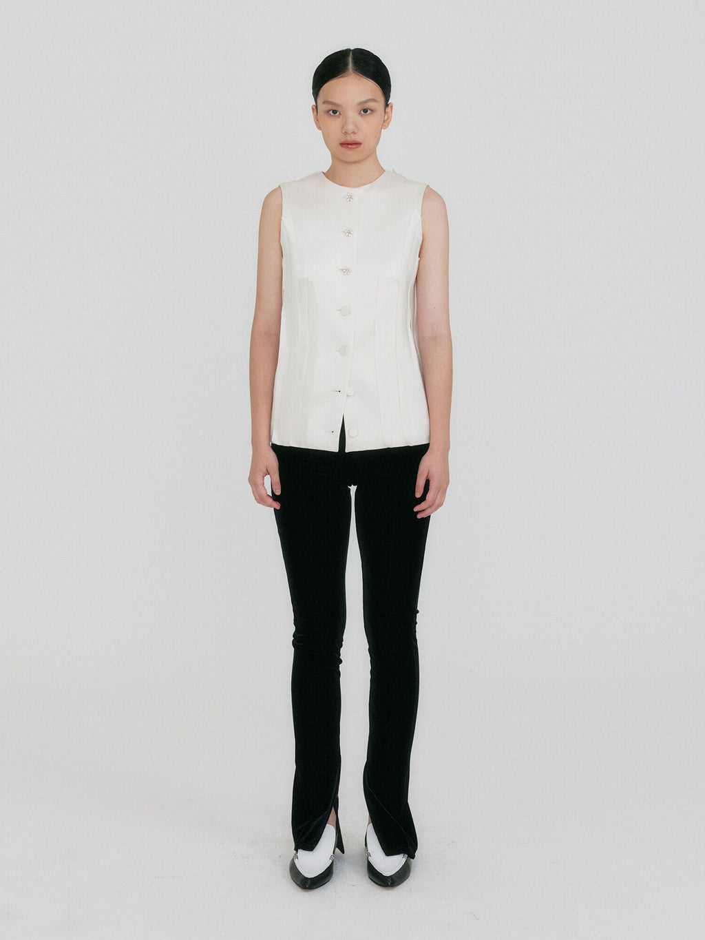 EENK ZIVE Crewneck Waistcoat - Ivory