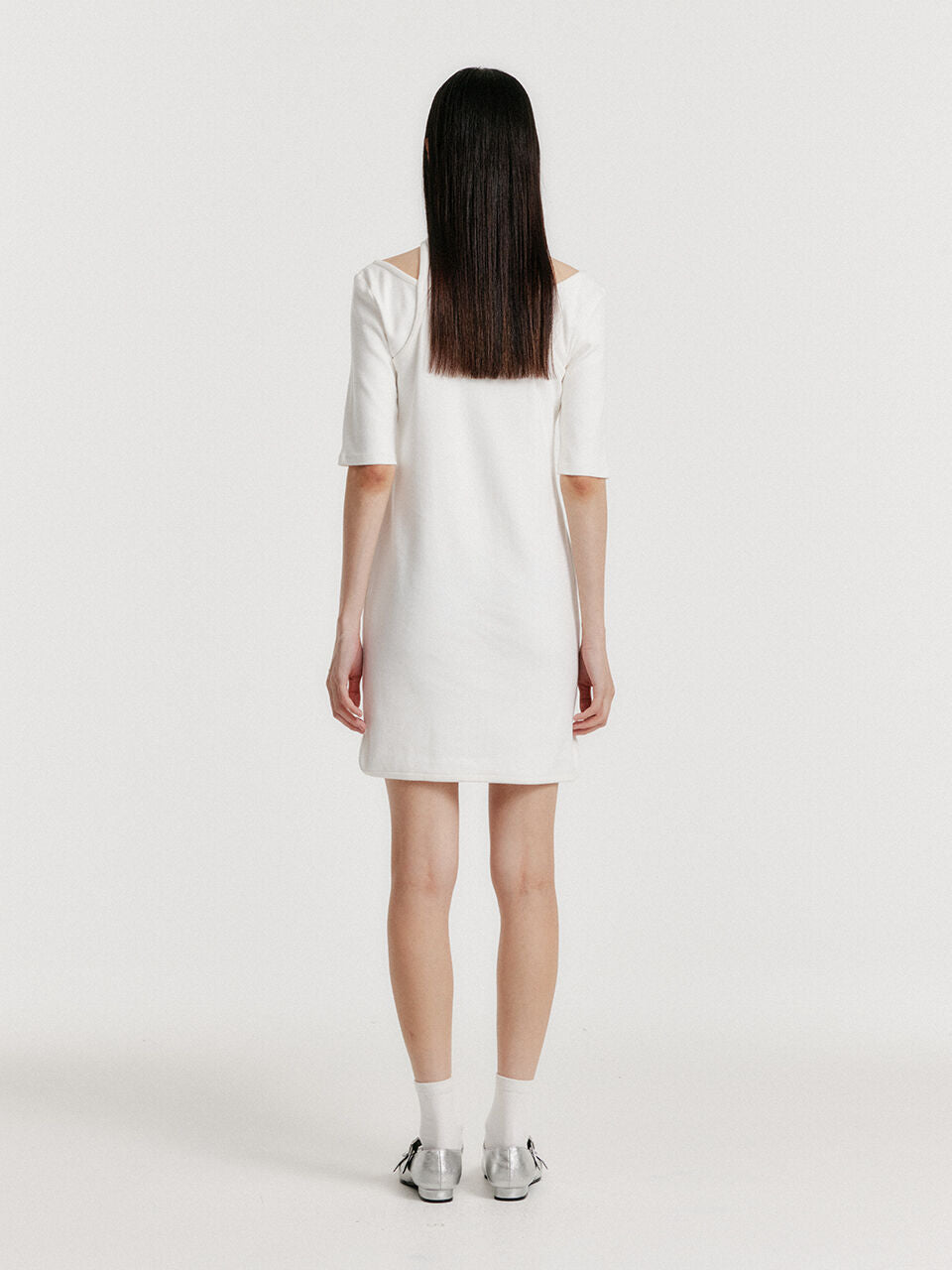 EENK YENDER Half Sleeve Cutout Dress - White