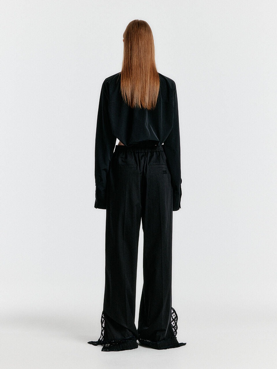 EENK YERI Side-slit Lace-trim Pants - Black