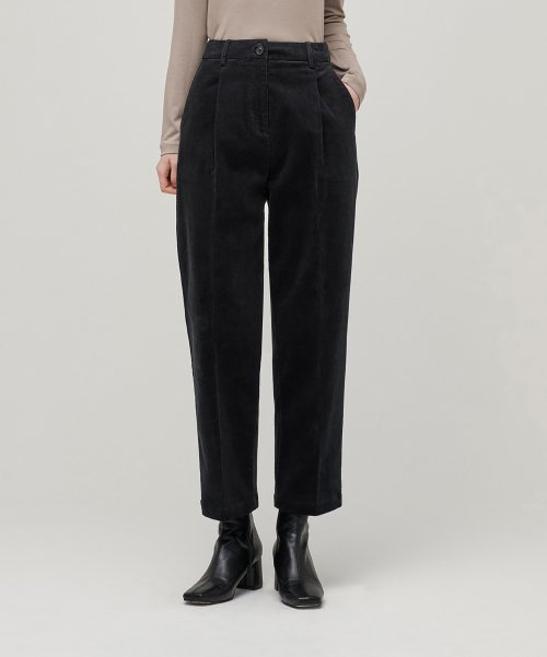 MUSINSA STANDARD WOMAN MUSINSA STANDARD WOMAN Women's Tapered Corduroy Pants (Dark Gray)