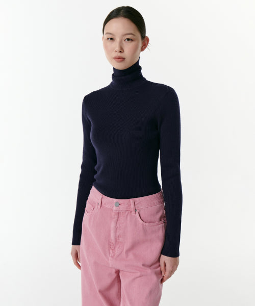 MUSINSA STANDARD WOMAN MUSINSA STANDARD WOMAN Women's Ribbed Slim Turtleneck Knit (Size M)