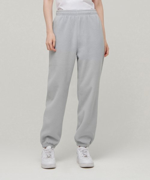 MUSINSA STANDARD WOMAN MUSINSA STANDARD WOMAN Women's Polar Fleece Sweatpants (Light Gray)