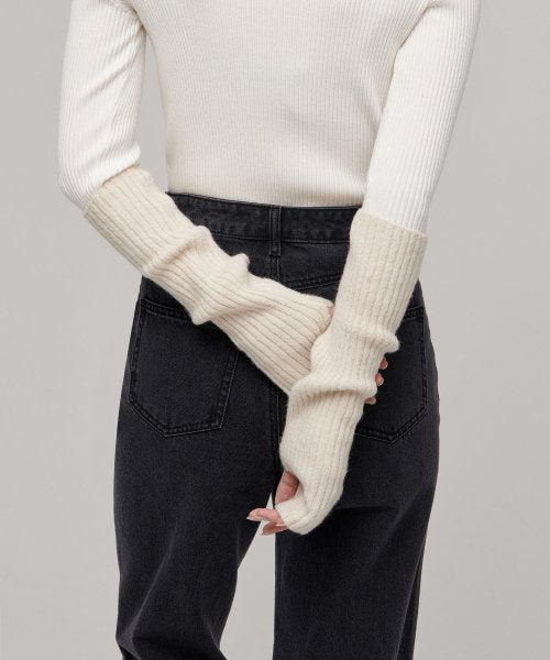 MUSINSA STANDARD WOMAN MUSINSA STANDARD WOMAN Women's Soft Boucle Hand Warmer [Cream]