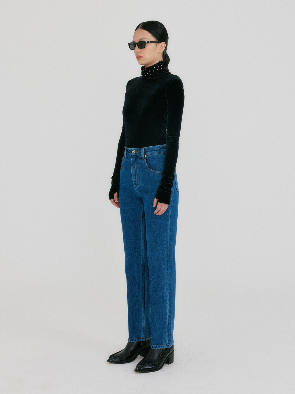 EENK ZYERI Funnel Neck T-shirt - Black