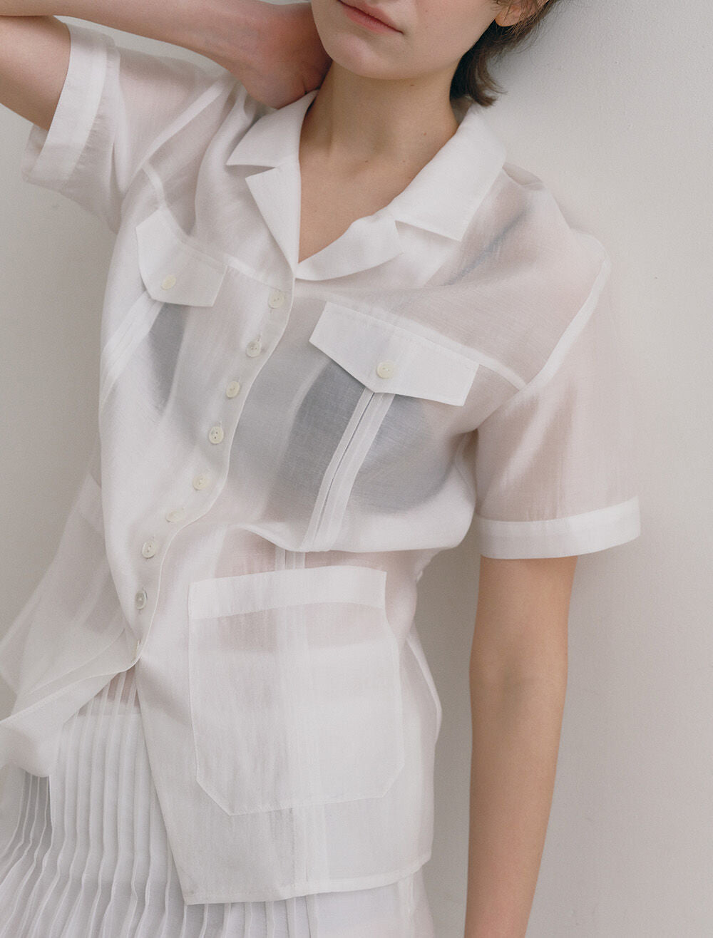 LOW TIDE SILKY HALF SLEEVE SHIRT [WHITE]