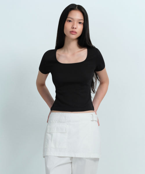MUSINSA STANDARD WOMAN MUSINSA STANDARD WOMAN T-Shirt Slim Square Neck [Black]